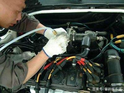 汽车维修与保养指南 如何正确更换风扇皮带